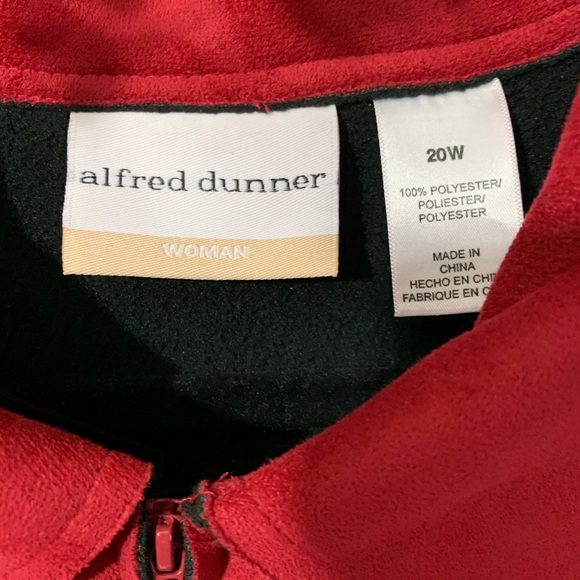 Alfred Dunner plus  Red faux suede fleece jacket - Picture 3 of 9